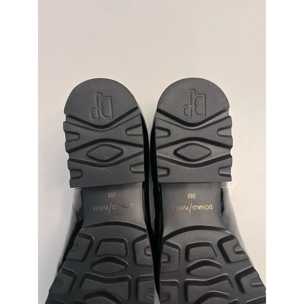 DONALD PLINER Sz 9M Loafers Elen Cici Black Patent Lug Sole Crinkle Leather EUC
